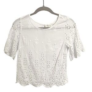 Japna Eyelet blouse size Small white scalloped hem copped